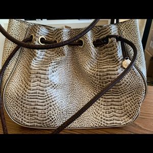 Brahmin pocketbook